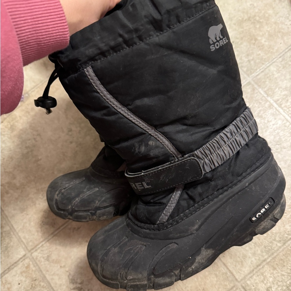 SOREL winter boots size 3 youth EUC